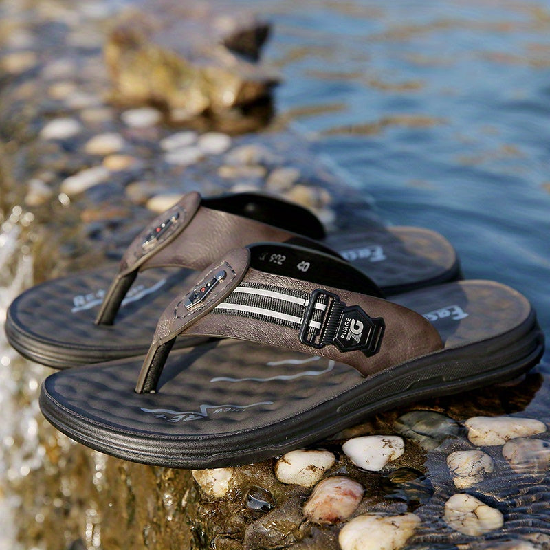 New Trendy Flip-Flops for Home Use, Lazy Slippers, Beach Shoes, Lightweight, Quick-Drying, Odor-Resistant, Wear-Resistant, Comfortable, Soft-Soled Casual Shoes for Men. Summer Outdoor Fashionable And Versatile Home And Bathroom Non-Slip Slippers, 2pcs