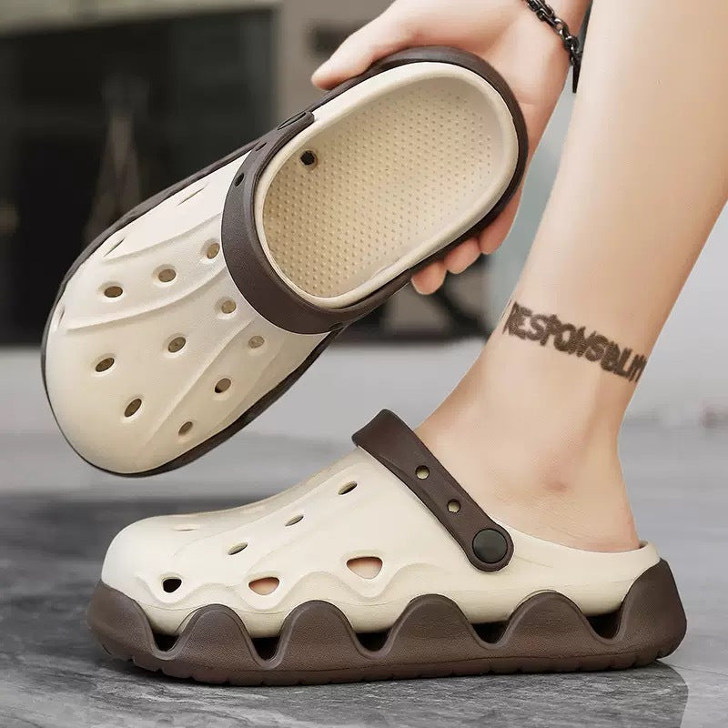2025 Summer New Thick-Soled Breathable Non-Slip Beach Sandals, Stylish And Water-Draining Casual Flip-Flops.