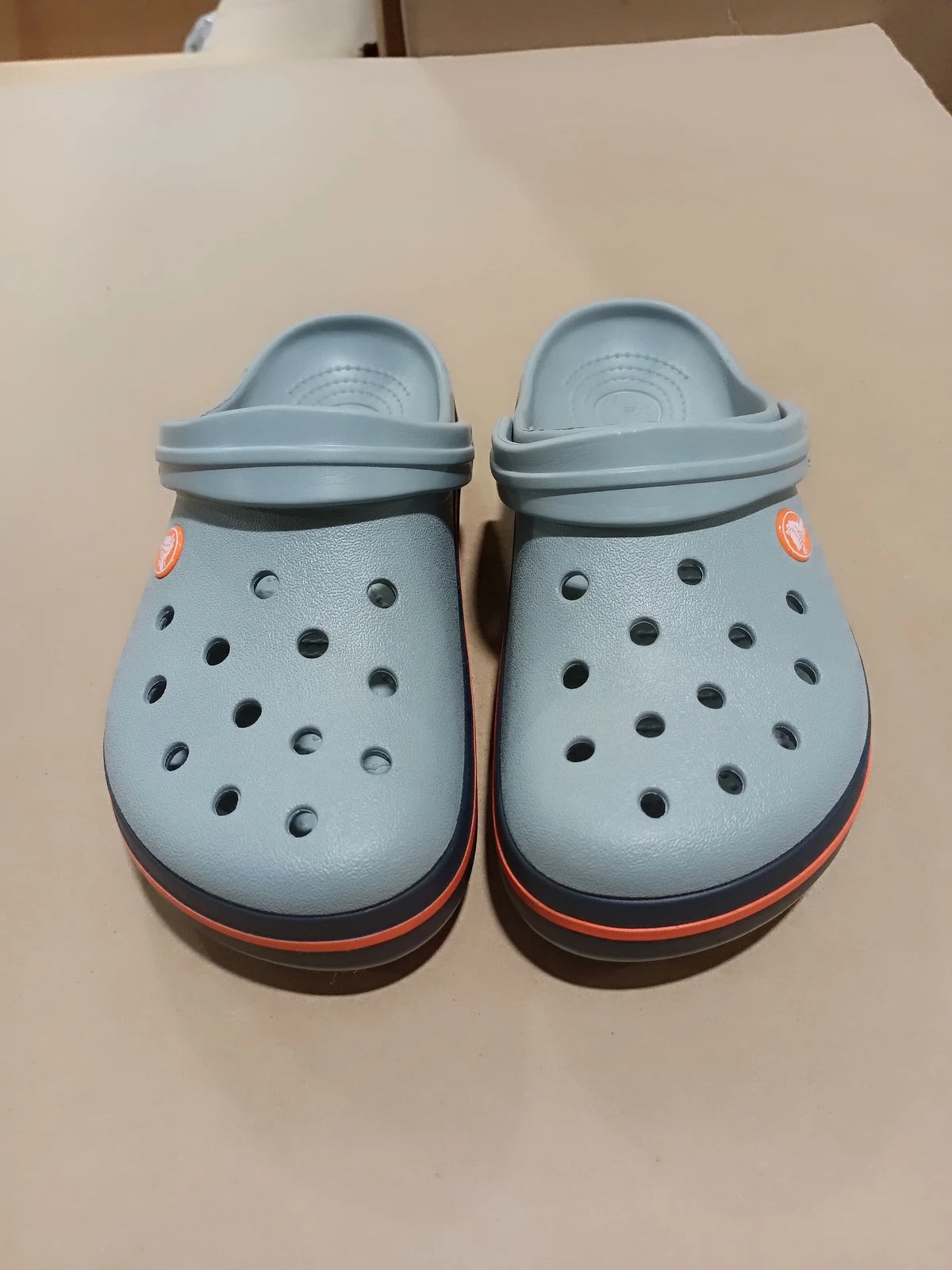 UsedLikeNew_Crocs unisex adult Men's and Women's Crocband Clog, Light Gr_Light