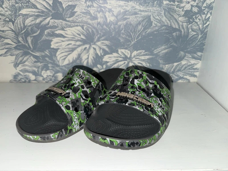 Minecraft Croc Slides Men’s Size 10/Women’s Size 12