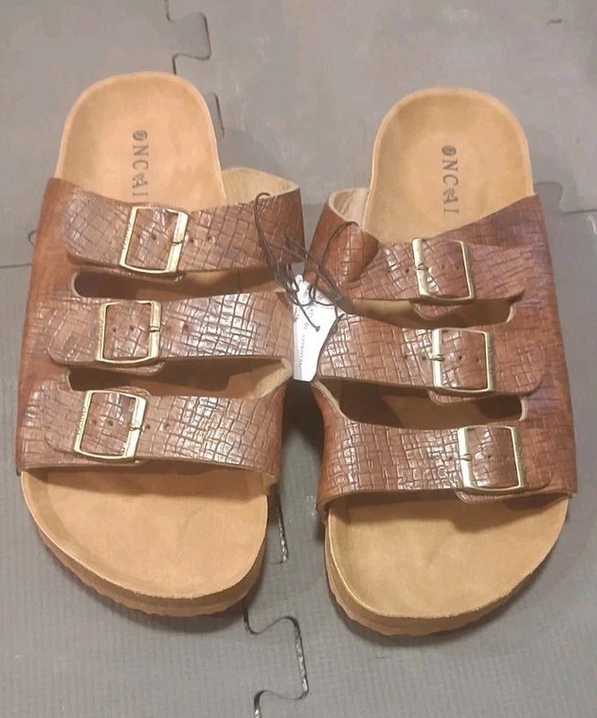 ONCAI Men's Size 9.5-10 Sandals-Beach Slippers NWOB