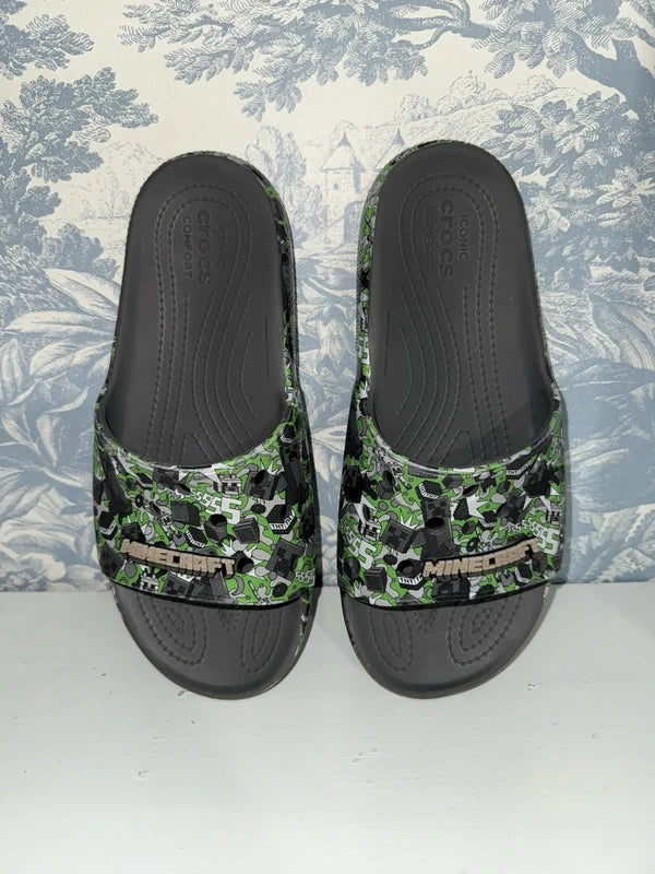 Minecraft Croc Slides Men’s Size 10/Women’s Size 12