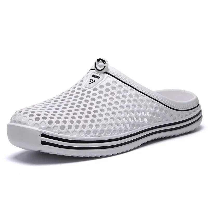 Comfortable Men Pool Sandals Summer Outdoor Beach Shoes Men Slip on Garden Clogs