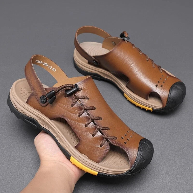 Summer Men's Sandals Non-slip Sneakers Wearproof Lightweight Beach Slipper