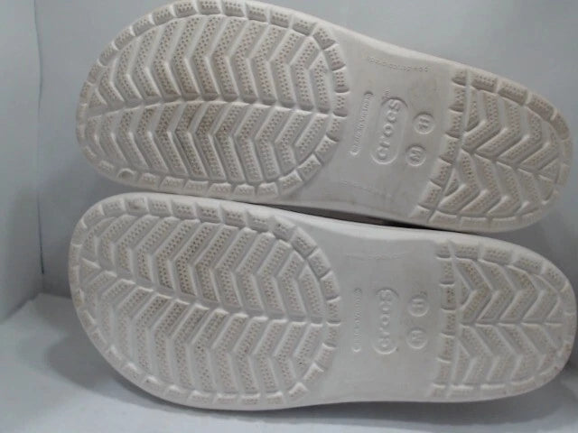 UsedVeryGood_Crocs Unisex-Adult Crocband Clog, White, 11 Men/13