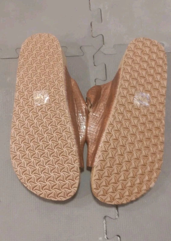 ONCAI Men's Size 9.5-10 Sandals-Beach Slippers NWOB