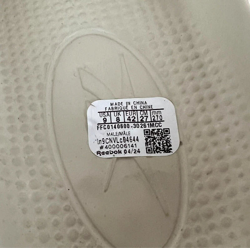 Reebok Molded Comfort Slide Sandals  Men's Size 9  NWOB  Beige  Water Friendly