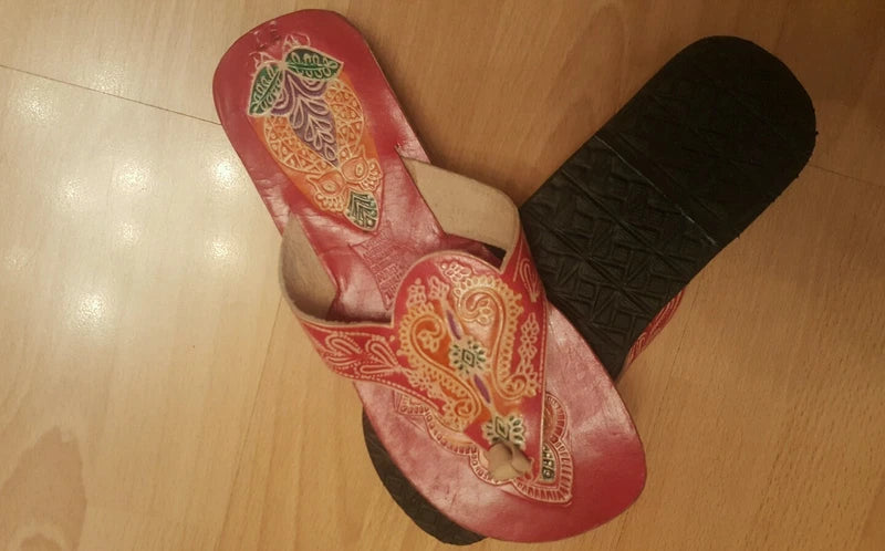 WOMEN'S LEATHER SLIPPERS SANDALS BEACH NEW RED MULTI COLOR PRINT SIZE 37